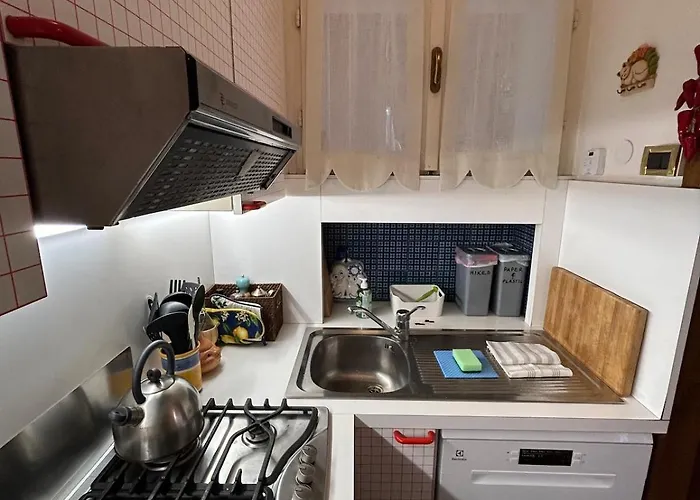 Flora Heritage - Garden & View