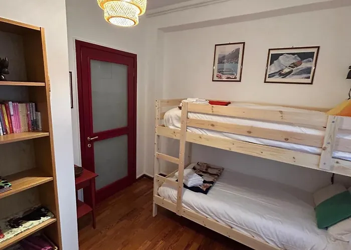 Flora Heritage - Garden & View