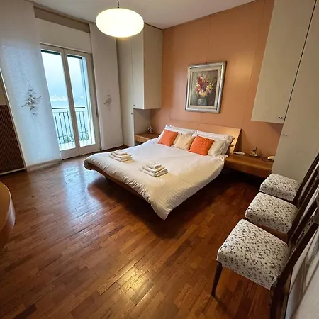 Flora Heritage - Garden & View