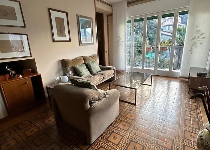 Flora Heritage - Garden & View Holiday home *