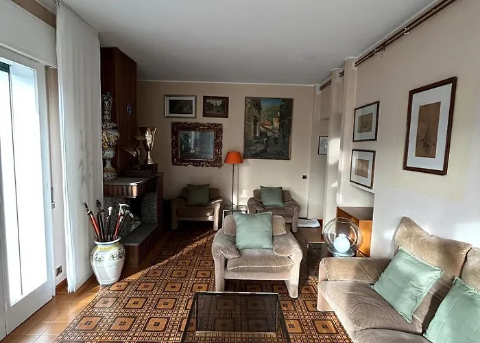 Flora Heritage - Garden & View Holiday home *