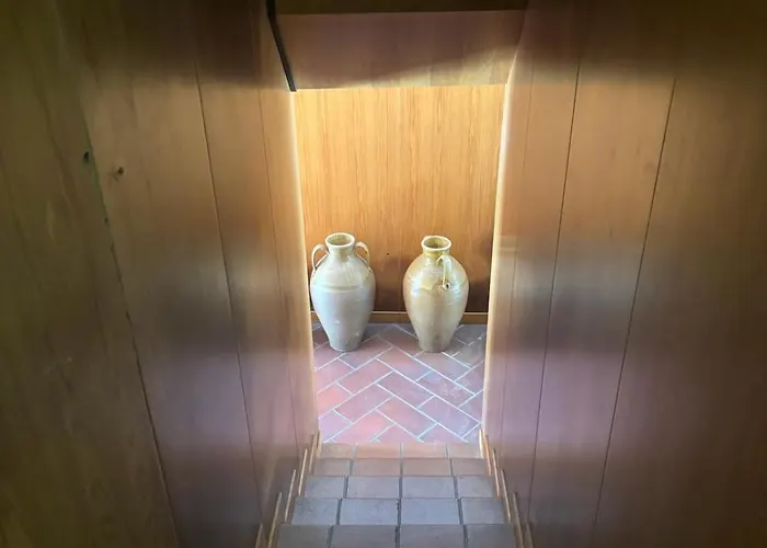 Flora Heritage - Garden & View